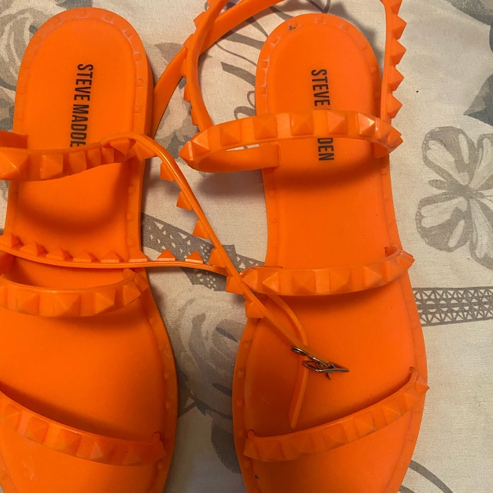 Steve Madden